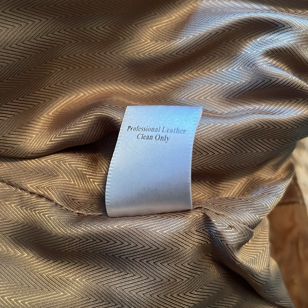 Coldwater Creek 100% real leather brown vest - Picture 6 of 6